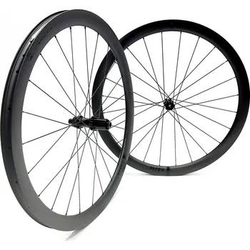 Zapletené kolo PanchoWheels by BikePart 1350g Karbonová plášťová disková zapletená kola PANCHOWHEELS PACE 40 Carbon, Sapim CX Ray Typ nábojů: Baron road disc