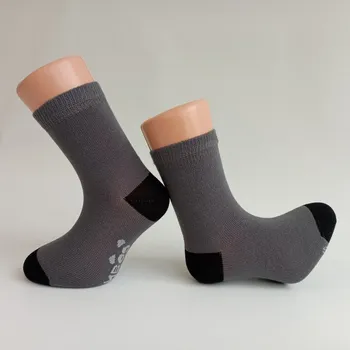 Chlapecké oblečení ponožky TREPON HUGO tmavošedé bambusové vhodné i pro alergiky velikosti ponožek: 16-18 ( EUR vel. 24-27)