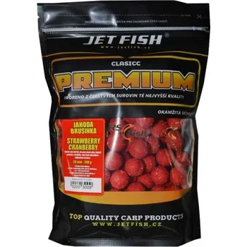 Boilies Jet Fish Premium Classic - Jahoda / Brusinka - 700 g