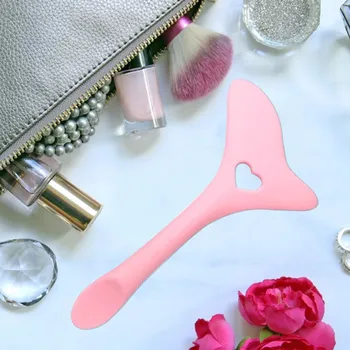 Oční linky ŠABLONA NA OČNÍ LINKY VE TVARU SRDCE PRO MALOVÁNÍ LINEK