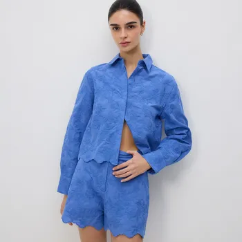 Dámské oblečení Reserved - Bavlněné kraťasy s&nbsp;výšivkou - světle modrá - 276BV-50X - 276BV-50X-M