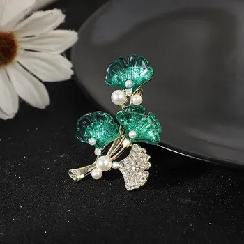 Brož Brož - Tmavě zelené listy ginkga