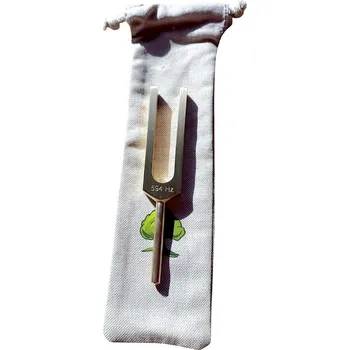 Příslušenství k hudebnímu nástroji Terapeutická ladička 594 Hz Okno do stvoření mosaz