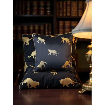 Polštář Sinsay - Dekorativní polštář - zlatá - 567FU-GLD - 567FU-GLD-ONE