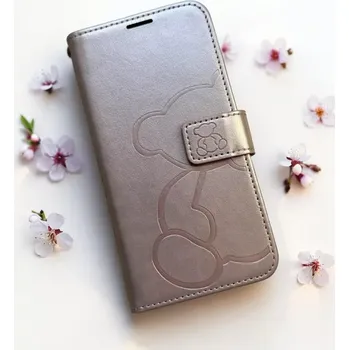 Pouzdro na mobilní telefon Flipové pouzdro MEZZO Book – iPhone 16e, medvídek, zlatě růžové (Flipové pouzdro MEZZO Book s vyraženým motivem medvídka pro Apple iPhone 16e – zlatě růžová varianta)