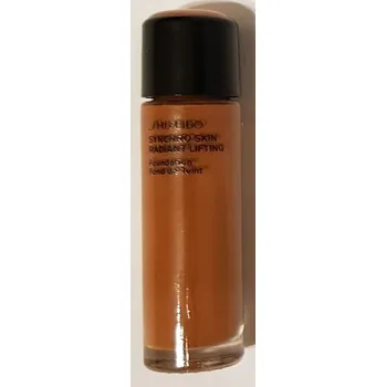 Make-up Shiseido Synchro Skin Radiant Lifting Foundation 450 podkladová báze 10 ml