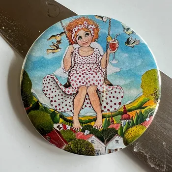 Dekorativní magnet Na houpačce - velký magnet 75 mm