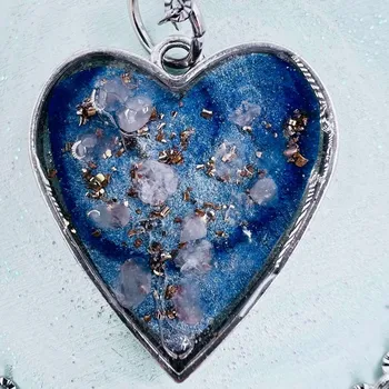 Náhrdelník Netradiční orgonitový náhrdelník pro lásku a ochranu