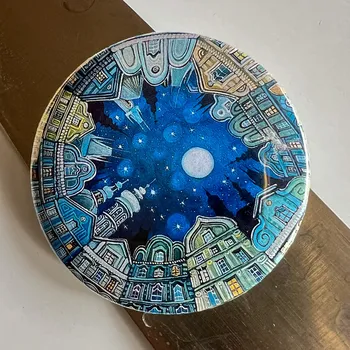 Dekorativní magnet Zuzana Honsová Městečko - magnet 56 mm