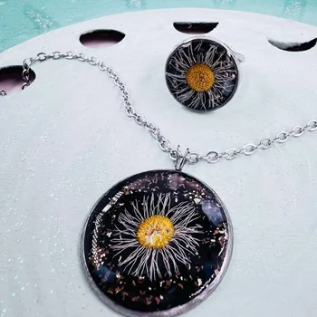 Souprava šperků Set orgonitových šperků se sedmikráskou a opálem pro intuici a kreativitu