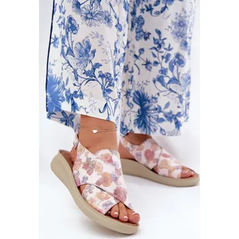 Dámské sandále Bota na klínech model 211361 Step in style 40