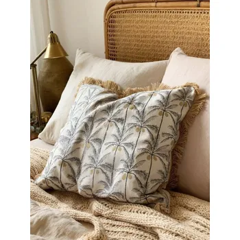 Polštář Sinsay - Dekorativní polštář - béžová - 589FU-08X - 589FU-08X-ONE