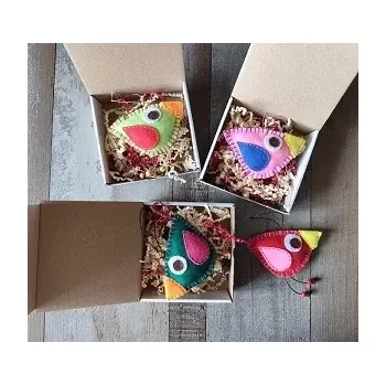 Dárková krabička Krabička na jarní ptáčky (10 x 10 x 4 cm)