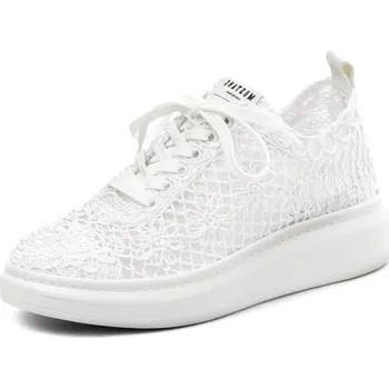 Dámské tenisky Mustang 1468-301-001