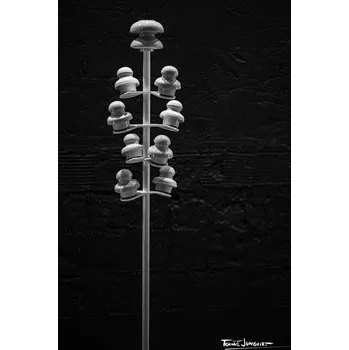 Věšák Věšák Telegraf