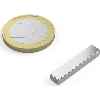 Dekorativní magnet Neodymový magnet kvádr 25&nbsp;×&nbsp;5&nbsp;×&nbsp;3&nbsp;mm, síla 2,4&nbsp;kg