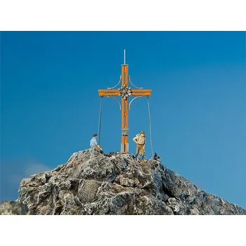 Modelová železnice kříž na vrcholu hory Faller 180547