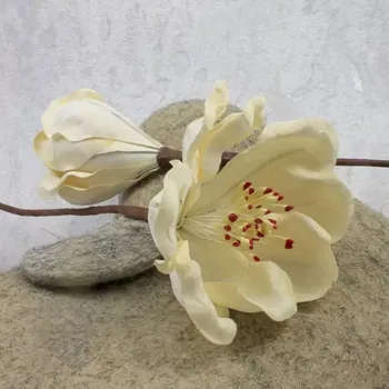 Umělá květina tvarovatelná krémová