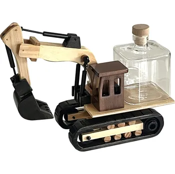 Dřevěný bagr s láhví 350 ml