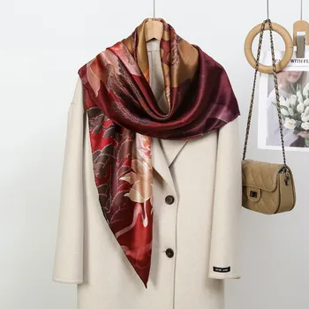 Šátek Hedvábný šátek Bájná Asie 110x110 cm v dárkovém balení, HEDVÁBNÝ SVĚT