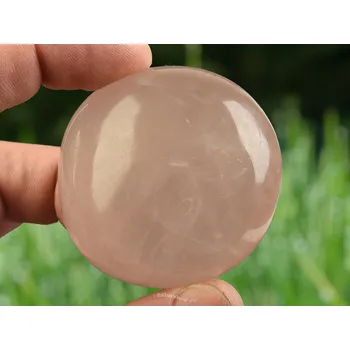 Přírodní kámen Leštěný kámen růženín 109g