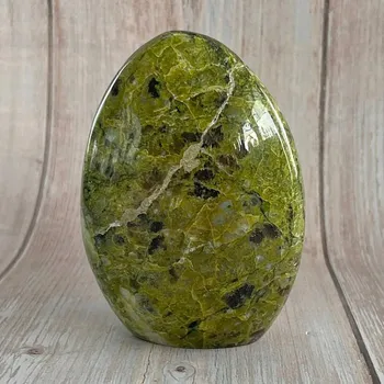 Opál zelený leštěný Madagaskar Freeform 26 cca 7,6 x 10,7 cm, 479,5 g