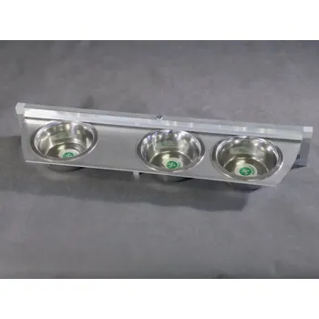 Otočný krmný pult se třemi miskami 800 ml a mezerou