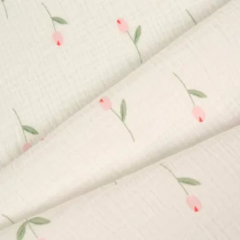 Látka mušelín / dvojitá gázovina Bella bílá růžové tulipány