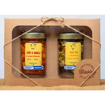 Dárkový potravinový koš DÁRKOVÉ BALENÍ 2x NAKLÁDANÝ SÝR CHILLI + KOZÍ