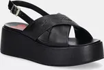 Kožené sandály Love Moschino dámské, černá barva, na platformě, JA16187I0MIA0000, EUR 40