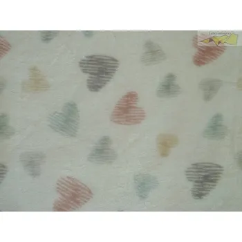 coral fleece se srdíčky