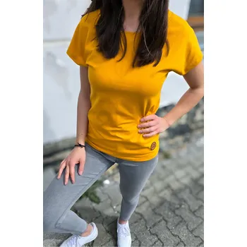 Kulišárny Dámské tričko s lodičkovým výstřihem MUSTARD VELIKOST: 46