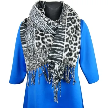 Šála Teplá dámská šála se zvířecími motivy - var. 1 (Dámská šála s třásněmi)