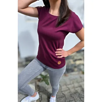 Dámské tričko Kulišárny Dámské tričko s lodičkovým výstřihem BORDO VELIKOST: 40