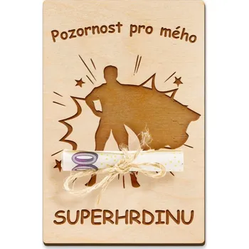 Dárková krabička Dřevěná dárková karta na peníze - Superhrdina