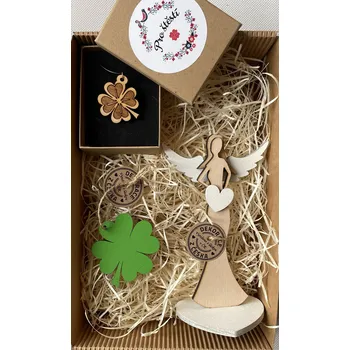 Dárková krabička Dárková sada Pro štěstí s dřevěným šperkem