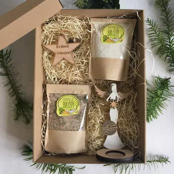 Vánoční dekorace Vánoční sada zdravé vaření větší Obsah krabičky: Bylinková sůl + Levandulový cukr