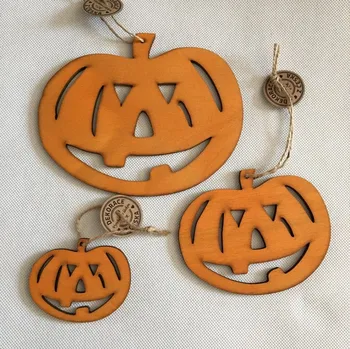 Dřevěná dýně závěs - 3 velikosti Rozměry: 8 cm