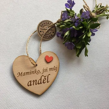 Dřevěné srdce 7 cm Maminka anděl