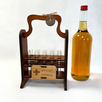 Žertovný předmět Stojánek na panáky - zkumavky Nápis: První pomoc Party stojánek na alkoholové panáky