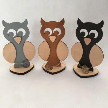 Dřevěná sova 22 cm Barva: Černo-přírodní