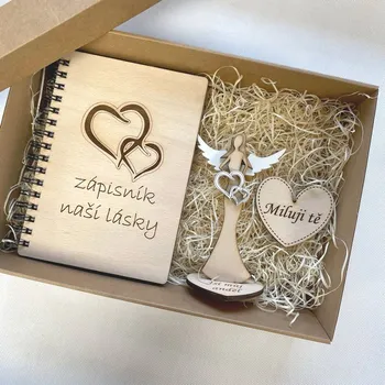 Kosmetická sada Dárková sada s dřevěným blokem A5 Z lásky Barva: Přírodní-bílá