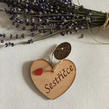 Dřevěné srdce 7 cs věnováním Sestřičce
