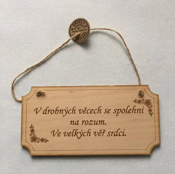 Domovní cedule Cedulka s citátem V drobných věcech