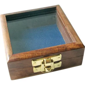 Šperkovnice SEA Club Dřevěná krabička se skleněným víkem a mosaznou západkou, 8,5x8,5x3,5 cm