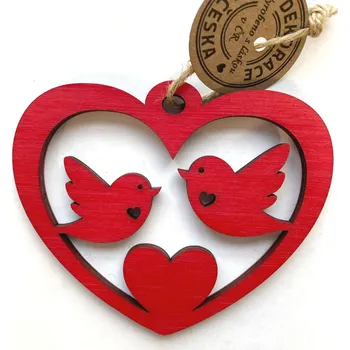 Závěs dřevěné srdce 10 cm s ptáčky Barva: Červená
