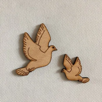 Smuteční dekorace Holubičky Rozměry: 9 cm