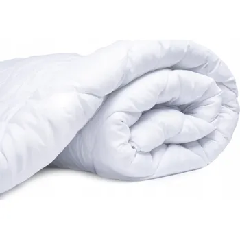 přikrývka PŘIKRÝVKA 200x220 CELOROČNÍ ANTIALERGICKÝ MĚKKÝ POLSKÝ PRODUKT 2,2 kg