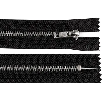 Zip Kovový zip No 3 délka 18 cm kalhotový se stříbrnými zoubky
