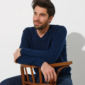 Pánský svetr Pulovr s výstřihem do V, 80 % vlna, 20 % polyamid nám.modrá 97/106